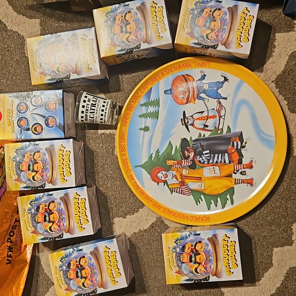 McDonald's Toys & plate